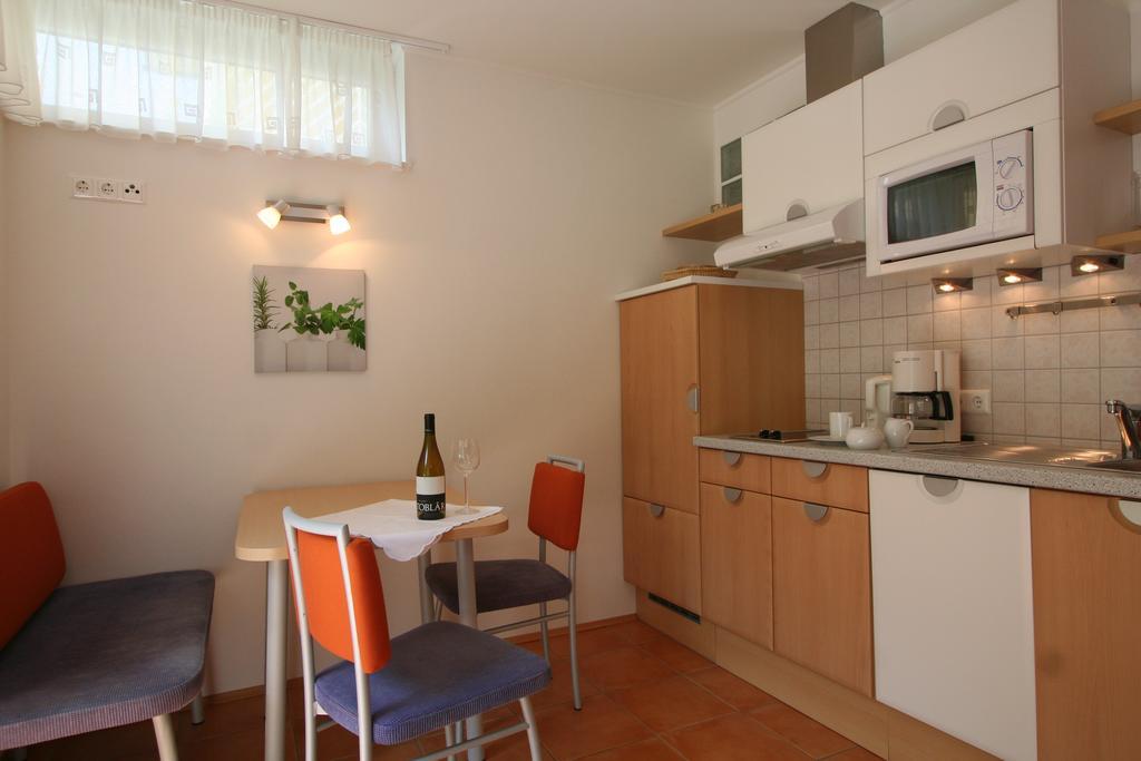 Buchenheim Apartments Reifnitz Exterior photo